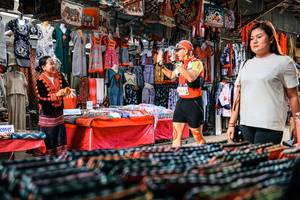BIB: 
                            <button type="button" onclick="openModal(25553011)" class="btn btn-primary btn-sm float-right btn-popup" data-toggle="modal" data-target=".modal-high-quality">
                        <i class="fas fa-shopping-cart"></i> Add to Cart
                    </button>
                                            <button type="button" onclick="isThisMe(25553011, true)" class="btn btn-success btn-sm float-right btn-popup btn-isme hidden" data-toggle="tooltip" data-placement="bottom" title="นี่คือรูปของคุณใช่ไหม คลิกที่นี่เพื่อเอาเข้าอัลบั้ม">
                        <i class="fas fa-plus"></i> Add to album
                    </button>
                    <button type="button" onclick="isThisMe(25553011, false)" class="btn btn-warning btn-sm float-right btn-popup btn-isnotme hidden">
                        <i class="fas fa-ban"></i> Remove from album
                    </button>